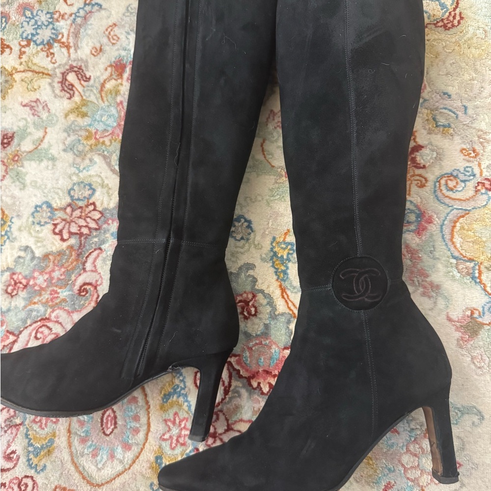 CHANEL Black Heeled Boots riding boots - Picture 13 of 15